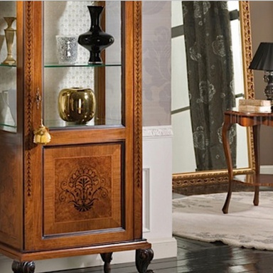 Pridivannogo table Fiore