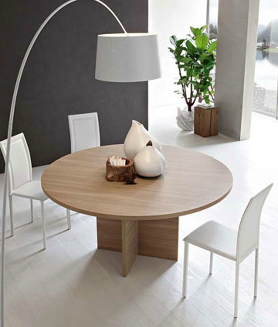 Roundtable Slim, ACF International