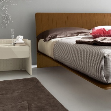 Infinity bedside table