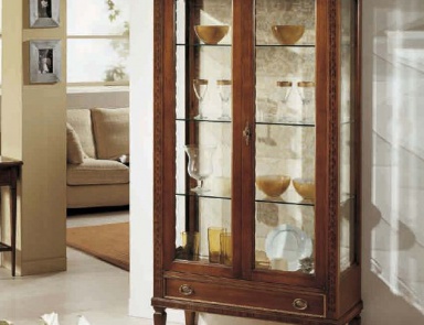 Showcase with two doors on tapered legs Siviglia, Arve Style