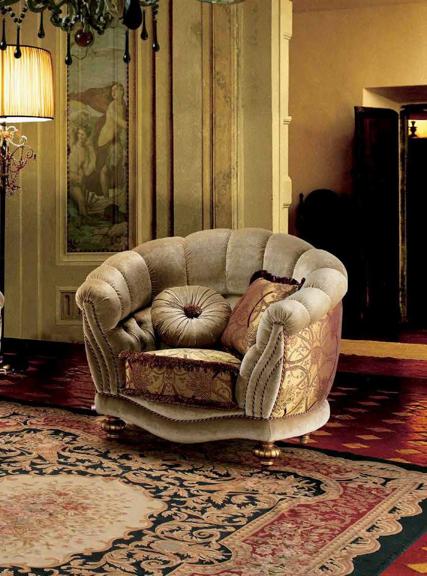 A chair made of wood Lucilla, SAT Export