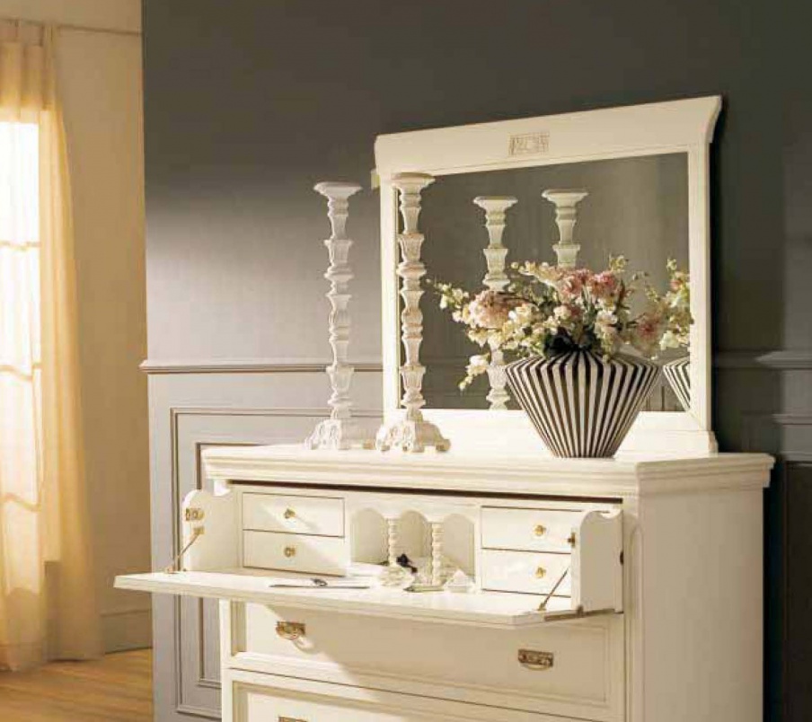 Mirror in classic style, Venere, Maronese