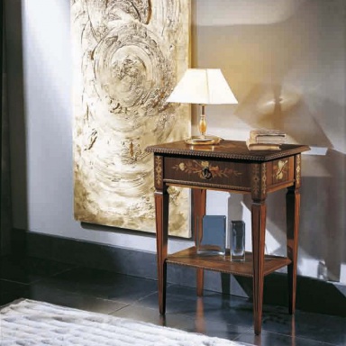 Pridivannogo table Violino