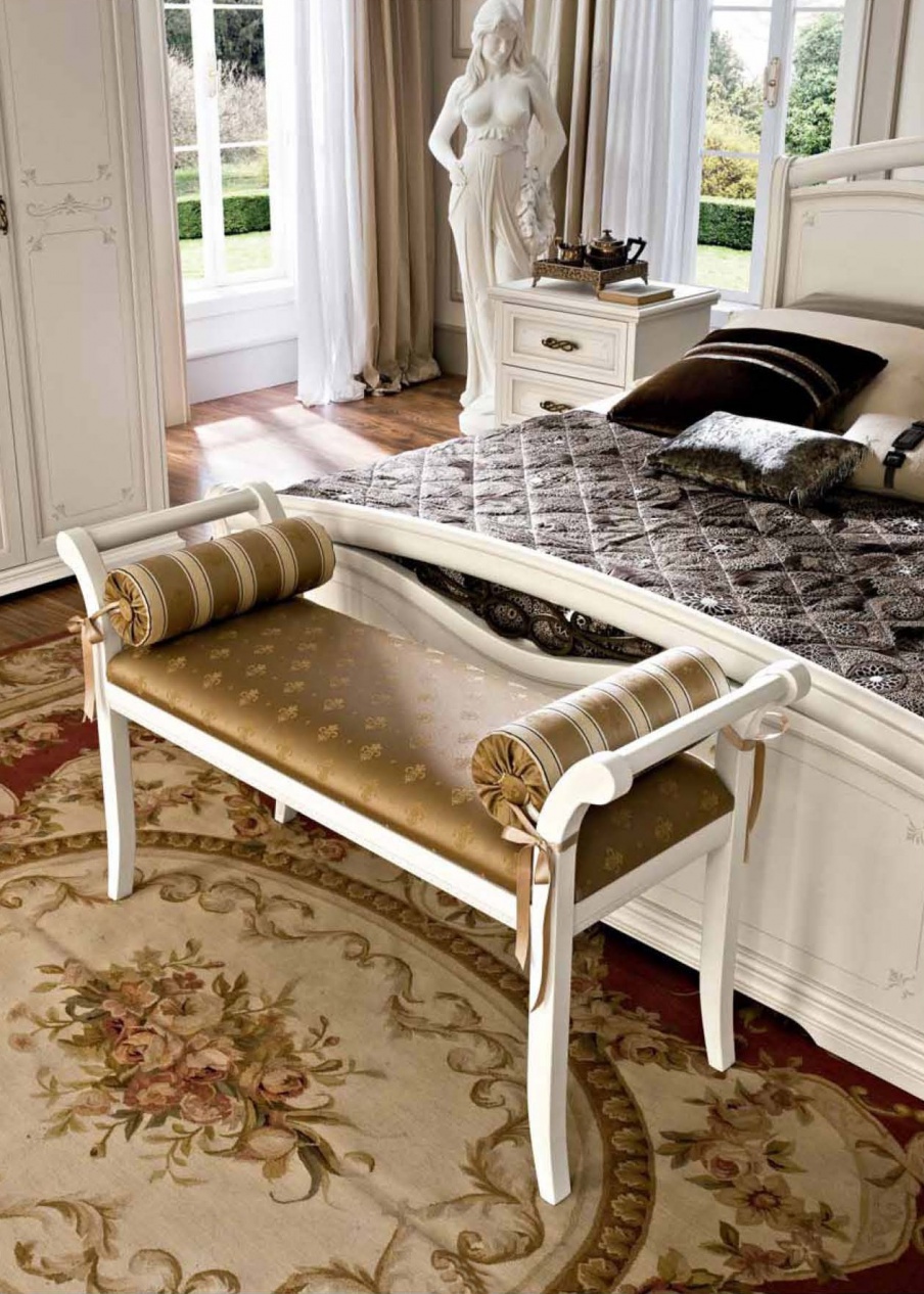 Bench with cushions Afrodita, Maronese