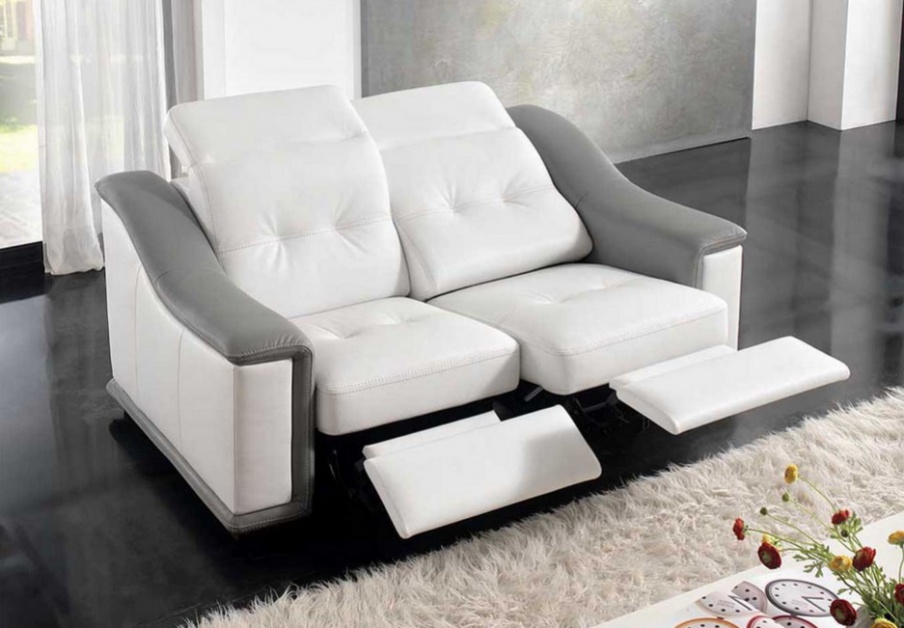 Chair in leather upholstery Byblos, SAT Export