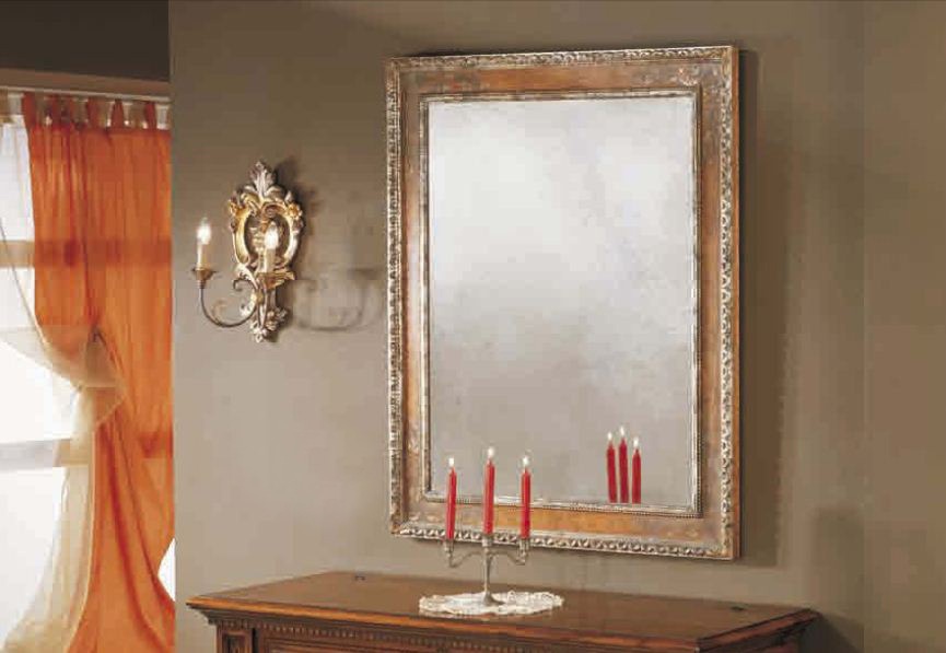 Mirror frame in carved patinated wood Atene, Arve Style