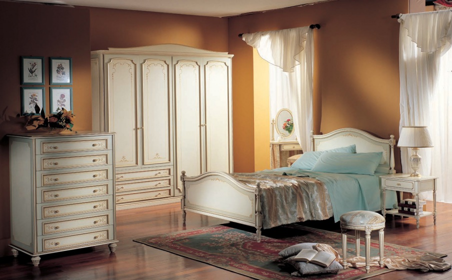 Wardrobe handmade, Sara - Pellegatta