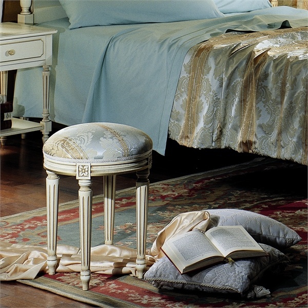 Pouf / stool on carved legs - handmade, Sara Puff - Pellegatta