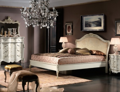 Bedroom set in white lacquer with paintings by Luigi XXI, Arve Style