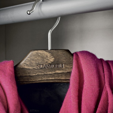 Offset Dressing Room