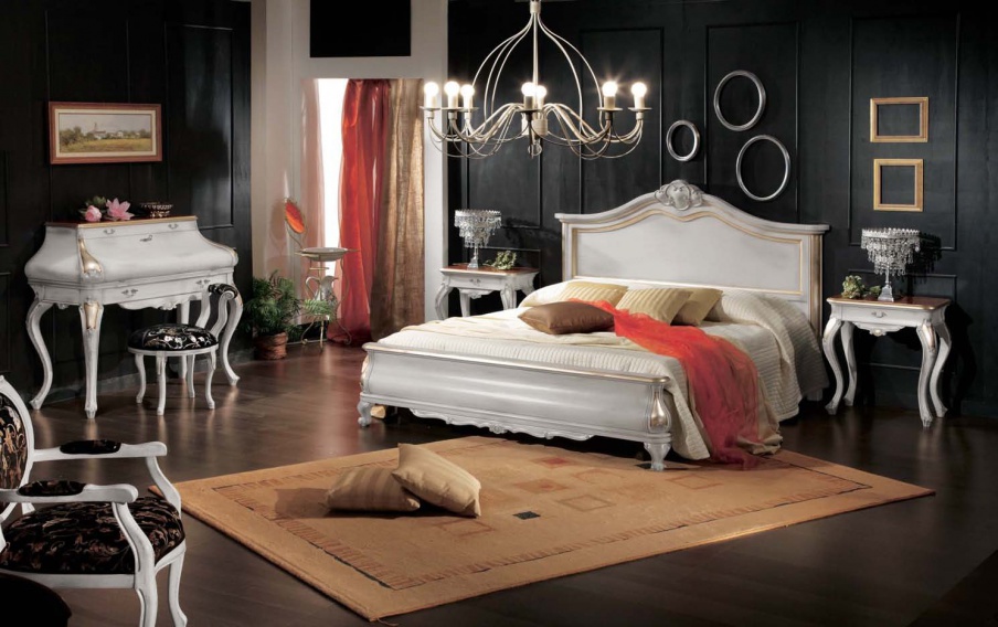 Bedroom set in white lacquer and gilt Tulipano, Arve Style