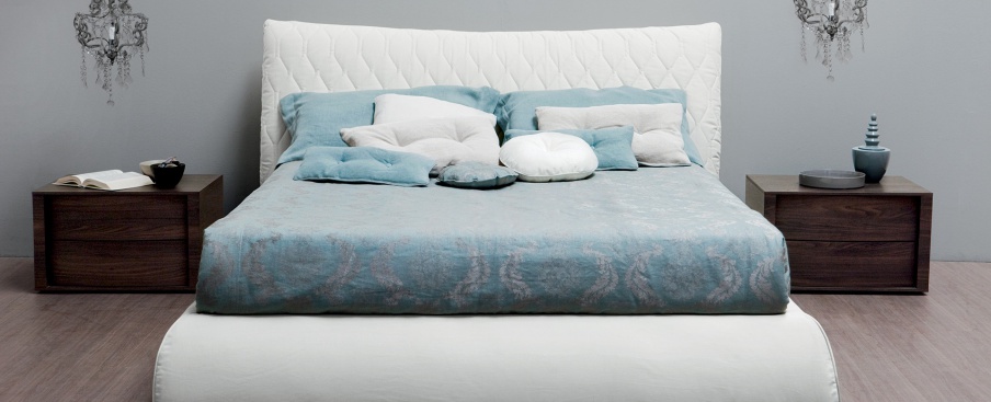 Double bed Botero, Novamobili