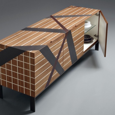 Tratto Intarsio TV Stand