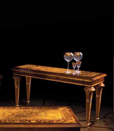 The console is rectangular, Ezio Bellotti