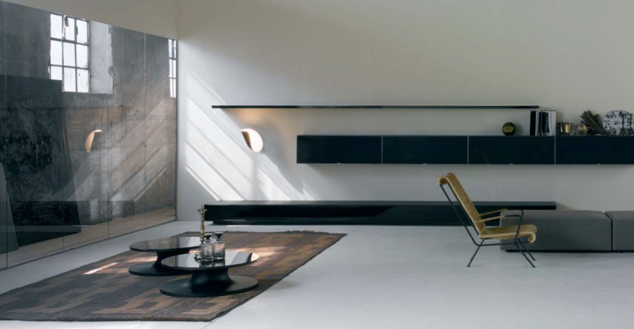 Storage system chassis - features tisettanta furnishings