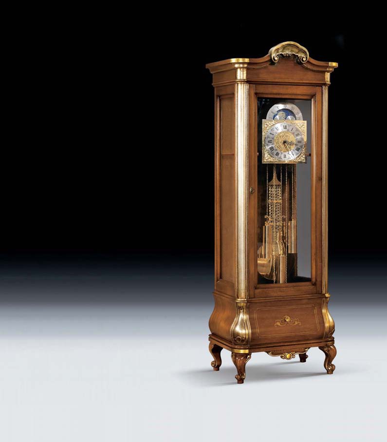 Showcase clock with inlay and carvings Tulipano, Arve Style