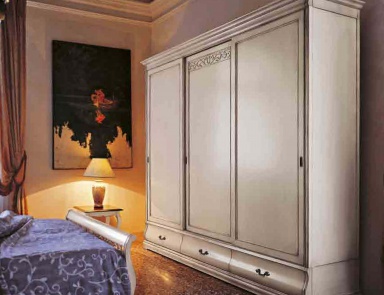 Wardrobe with a decorative pattern, Mirandola Export