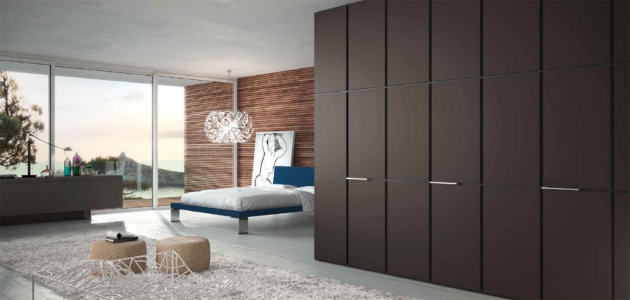 Wardrobe with hinged doors, Wink - features tisettanta furnishings