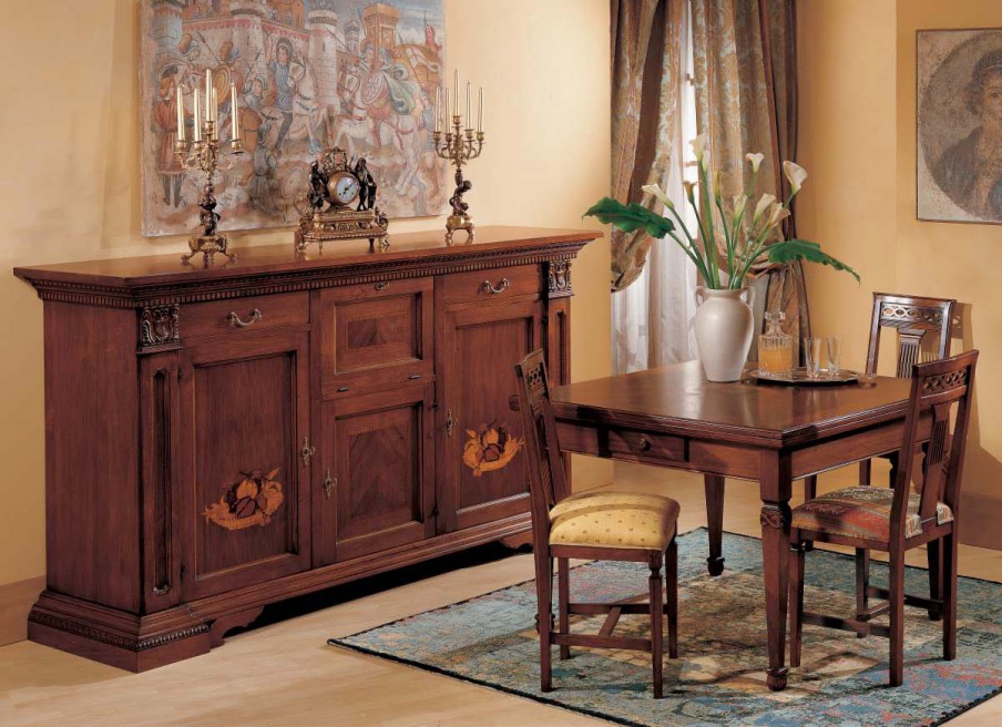 For dining room set with carving and inlay Doge, Arve Style