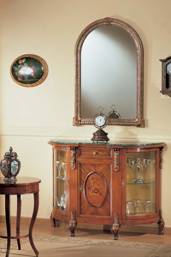 Sofa set with antique carvings in gilt Eleonora, Arve Style