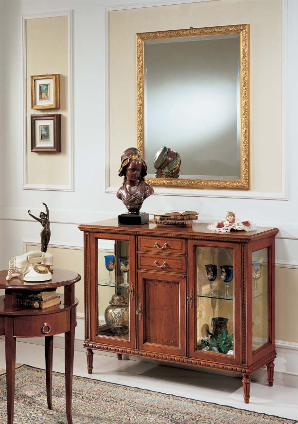 Sofa set in classic style with carved details Vienna, Arve Style