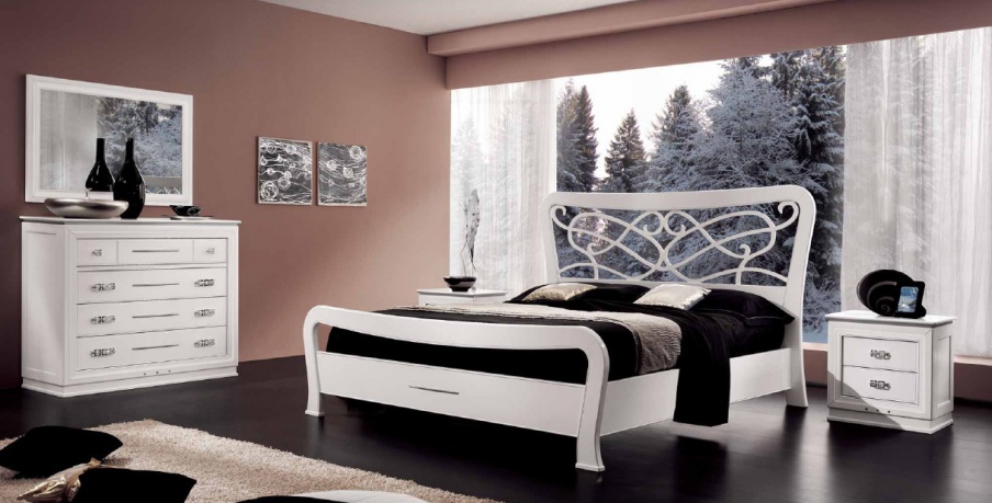Bedroom set with carved decoration in white glossy lacquer Sogni, Arve Style