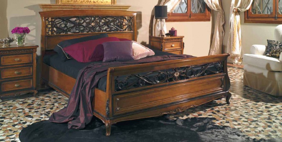 Bed finish walnut with headboard in black lacquer Villa, Arve Style