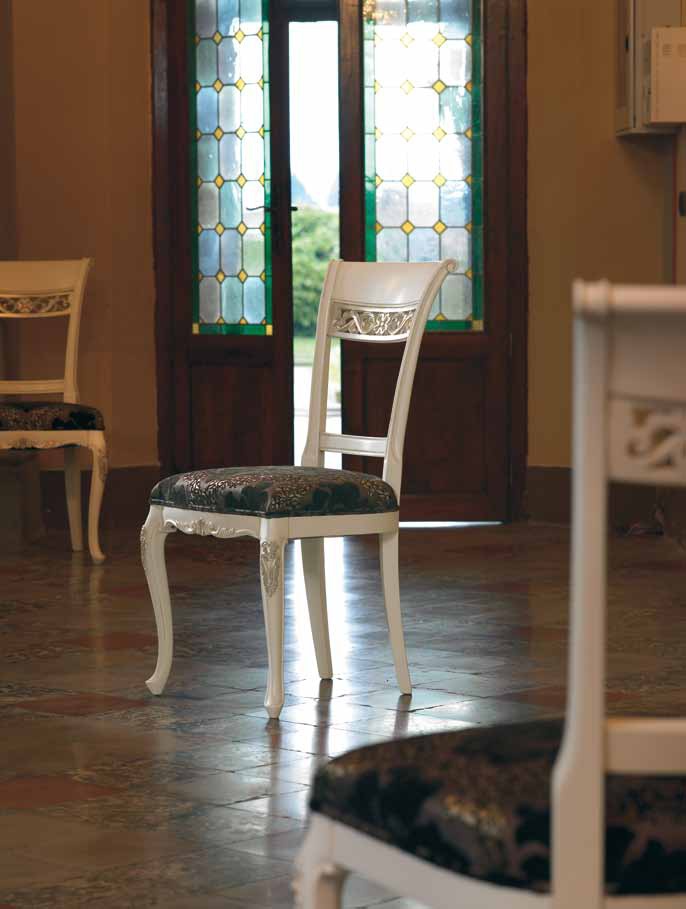 Chair in white lacquer finish with silver Villa, Arve Style