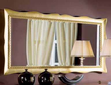 Mirror with carved decoration, Mirandola export 