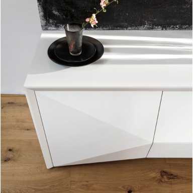 A Snack Bar Sapphire