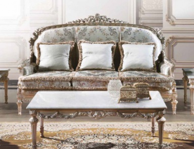 Three-seater sofa on wooden frame, Ezio Bellotti