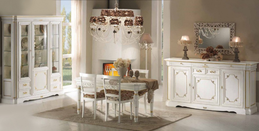 For dining room set in white lacquer and gilt Dogi , Arve Style