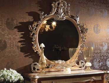 The mirror round table, Ezio Bellotti