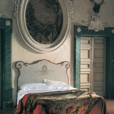 Bed Farnese