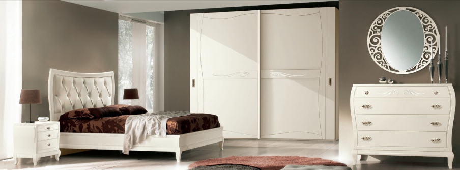 Bedroom set in lacquer finish ivory shade Mir?, Arve Style