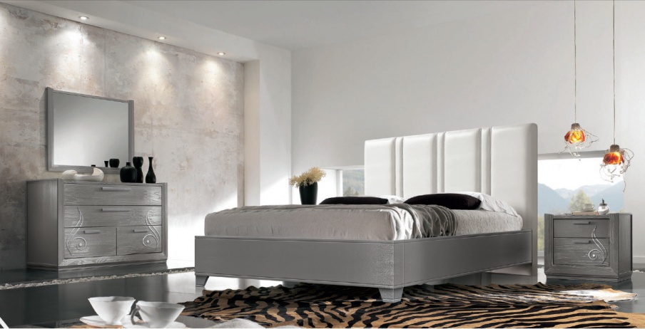 Bedroom set in grey lacquer with silver patina Giselle, Arve Style