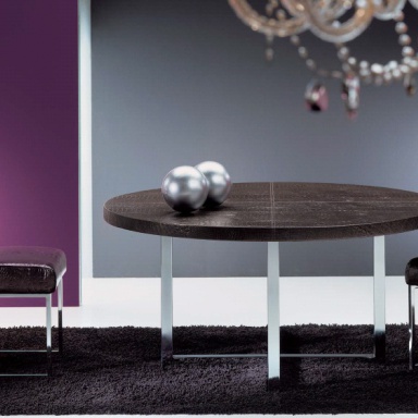 Table Newton, Formerin