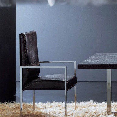 Chair Helias, Formerin