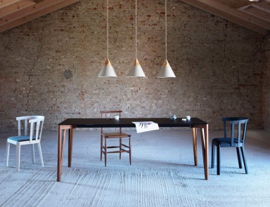 Decapo dining table, Miniforms