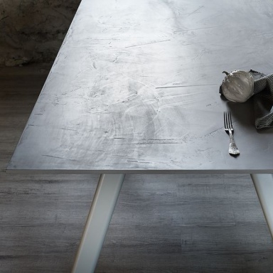 Dining table Servilio