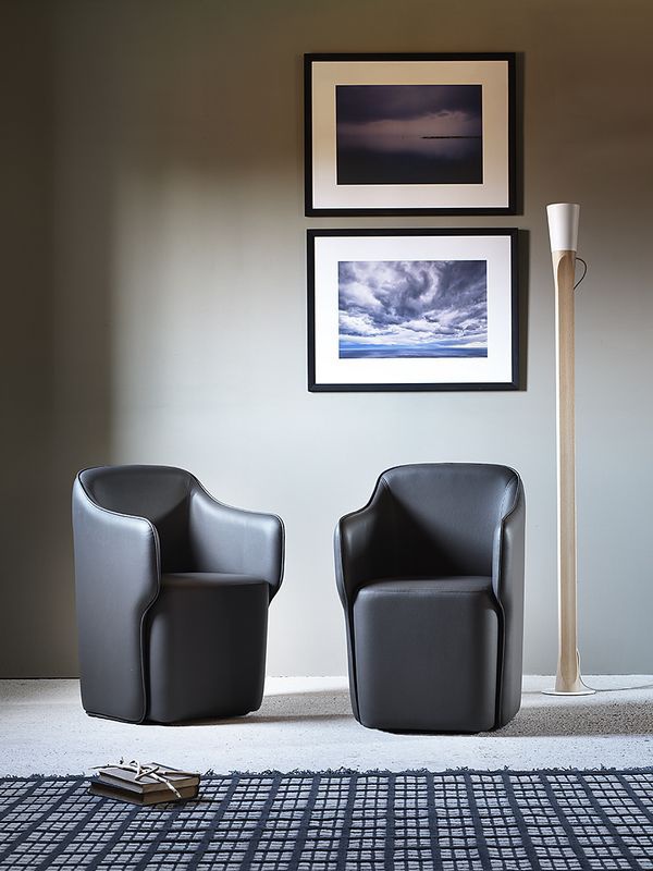 Chair in leather upholstery Ali, Miniforms 