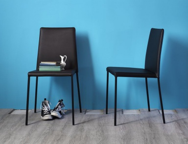 Chair with metal frame Kiuki, Miniforms 