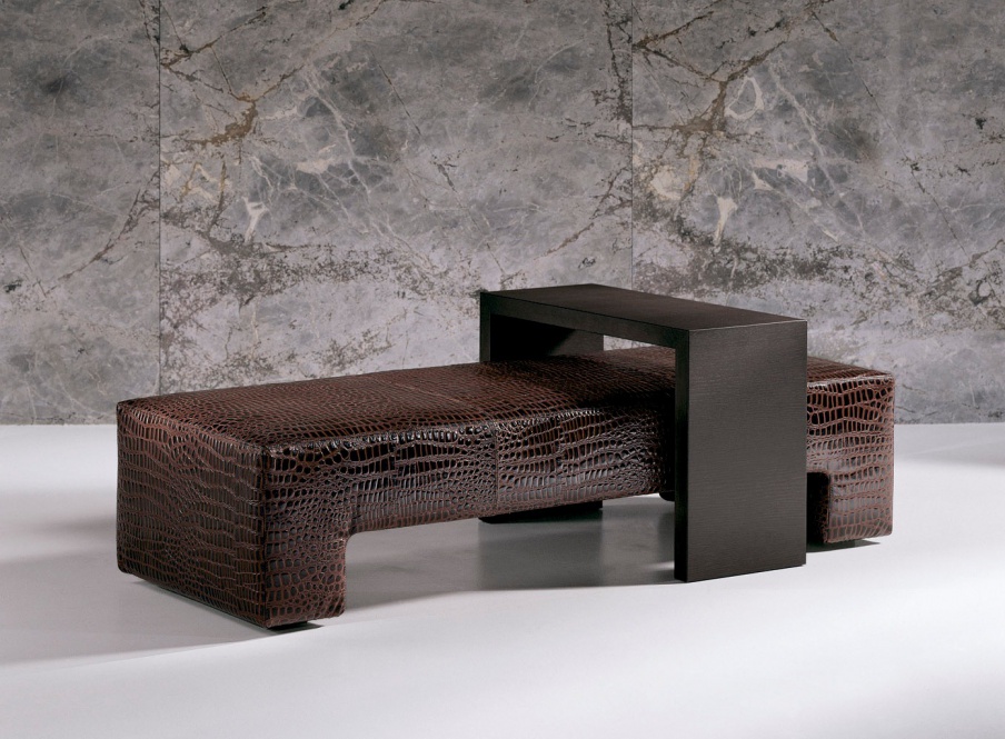 Stool and coffee table Must, Longhi
