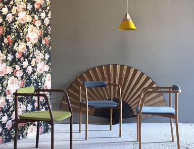 Chair with wooden frame'ouverture, Miniforms