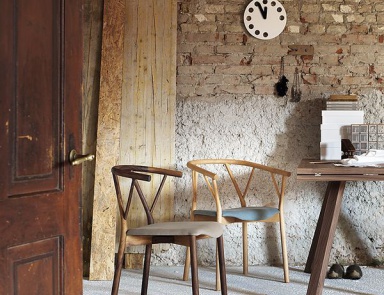 Chair with wooden frame Valerie, Miniforms