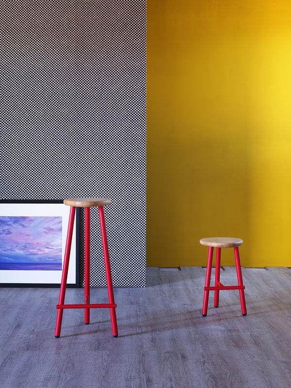 The stool Milk, Miniforms