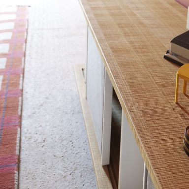 Shelves for books Tracks