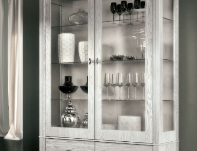 Showcase with 2 doors in lacquer and silver Giselle, Arve Style