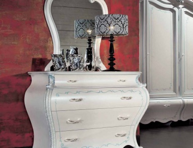 A chest of drawers with inlaid Swarovski stones, Mirandola Export