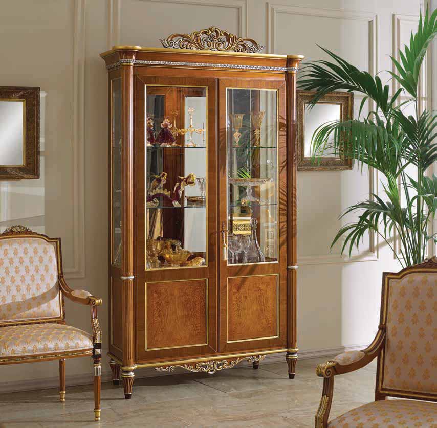 Showcase with a frame made of natural wood, Scappini & C